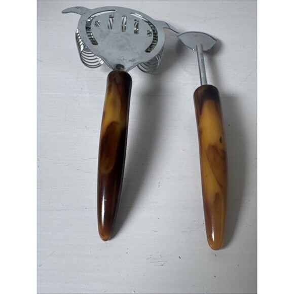 MCM Parker Gaines Stainless Cocktail Strainer & Spoon w/ Marbled Bakelite Handle - Picture 5 of 8